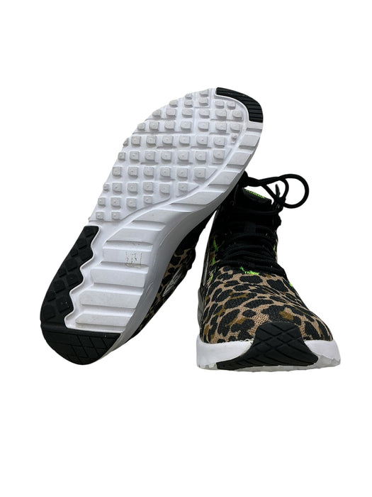 Tenis 8.5