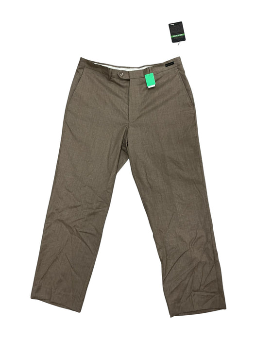 Pantalón 35R (JOS. A. BANK)