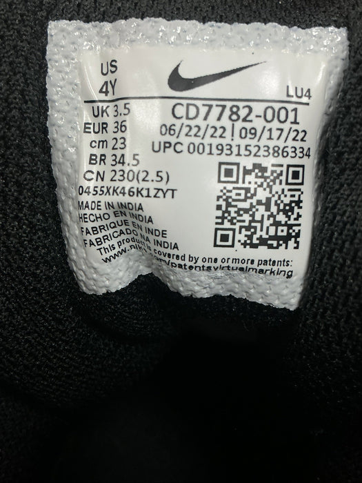 Tenis para niño 4Y (NIKE)