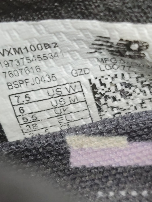 Tenis 7.5 (NEW BALANCE)