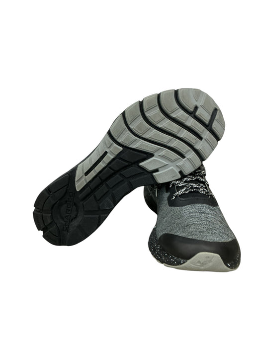 Tenis 9.5 (UNDER ARMOUR)