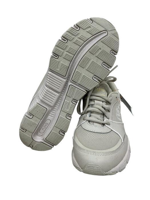 Tenis 8 (RYKA)