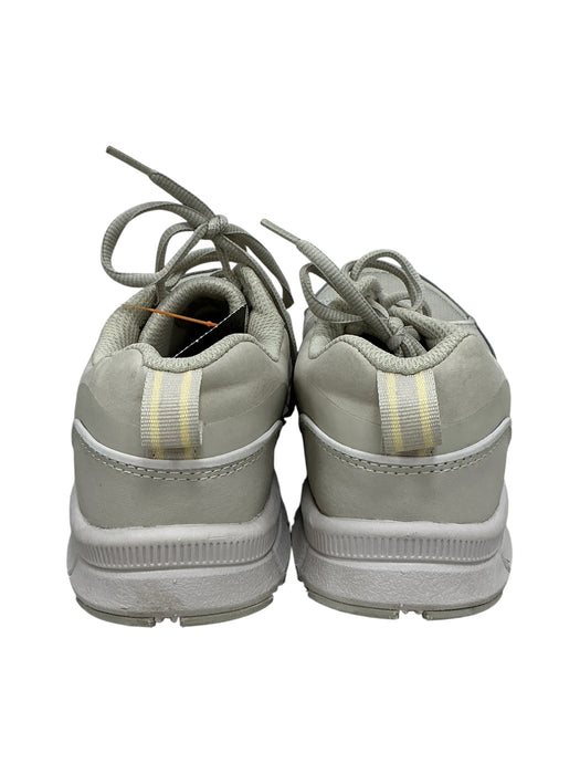 Tenis 8 (RYKA)