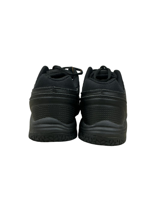 Tenis 8.5