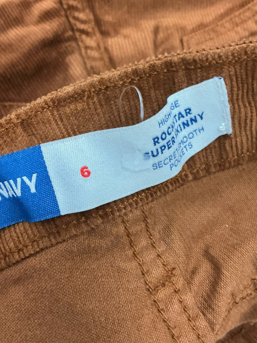 Pantalón 6 (OLD NAVY)