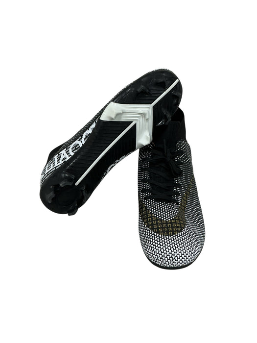 Tenis