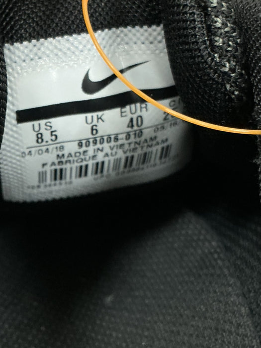 Tenis 8.5 (NIKE)