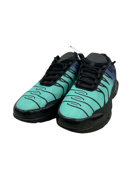 Tenis