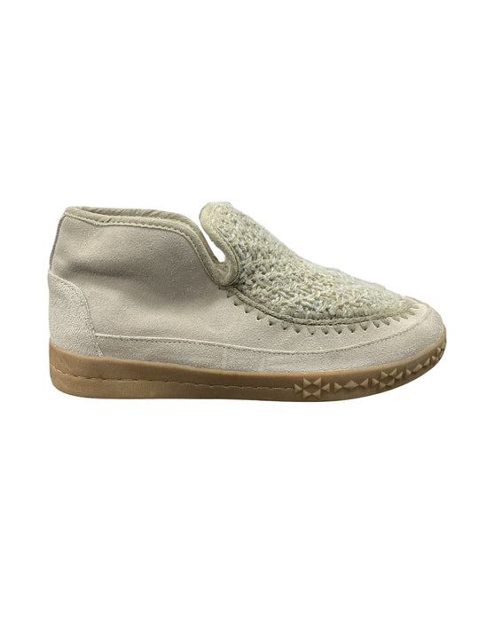 Botín 8 (MUK LUKS)