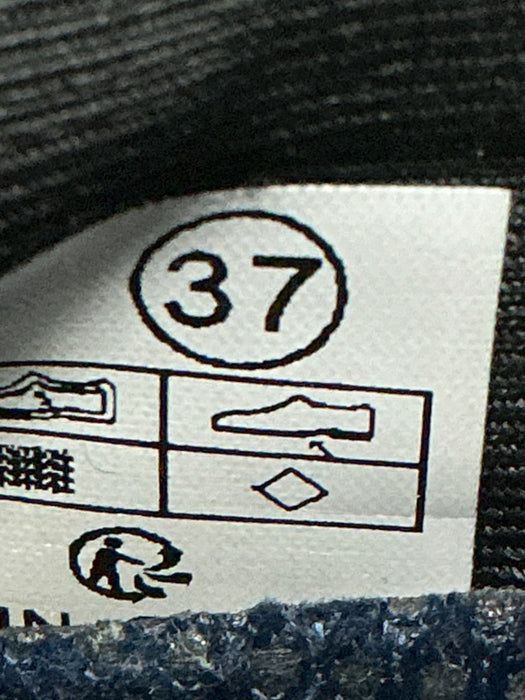 Tenis