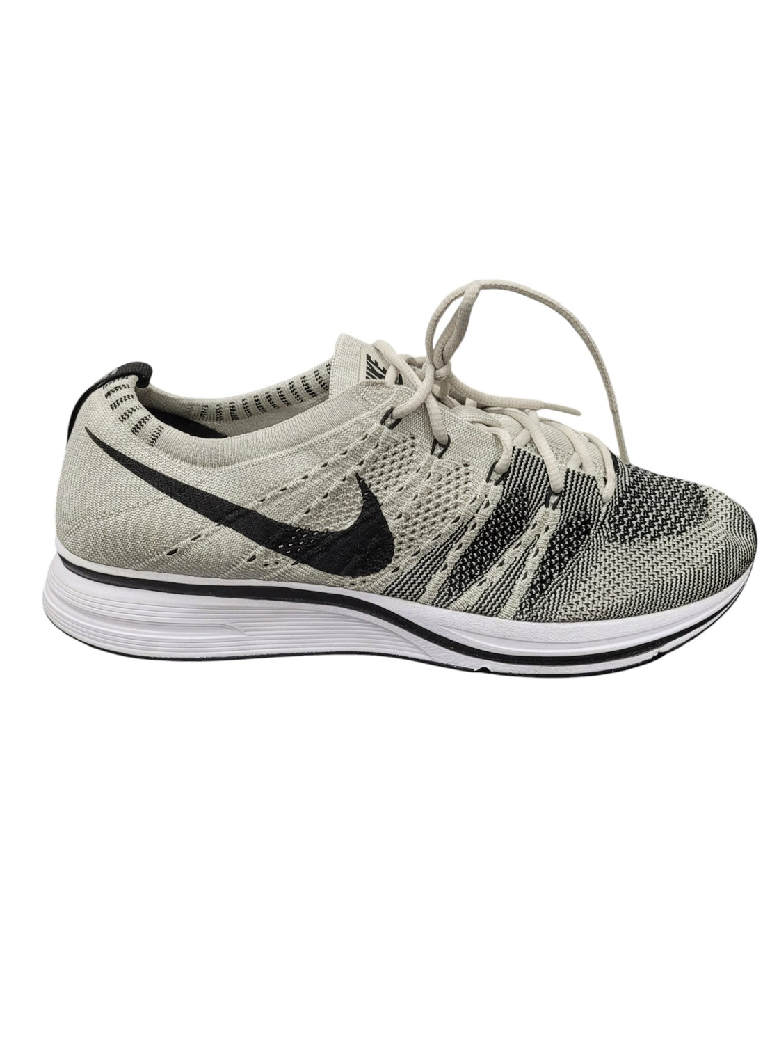 Tenis 8.5 (NIKE)
