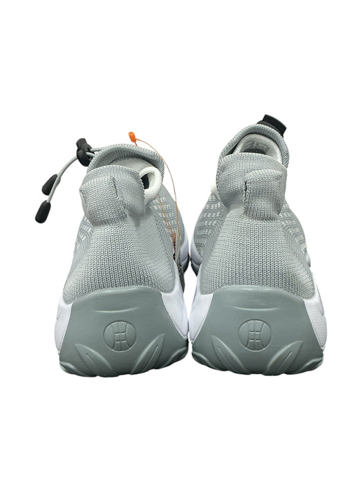 Tenis