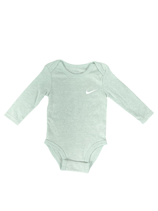 Set de bodys para bebé 6M (NIKE)