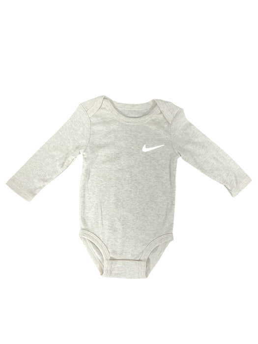 Set de bodys para bebé 6M (NIKE)