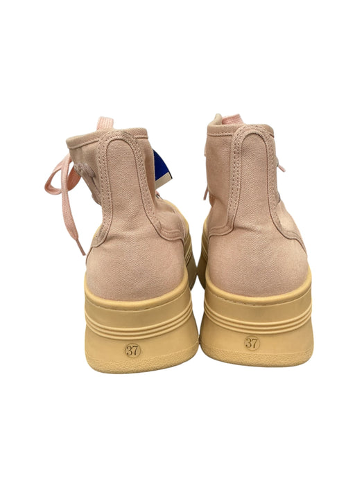Tenis (CELINE)