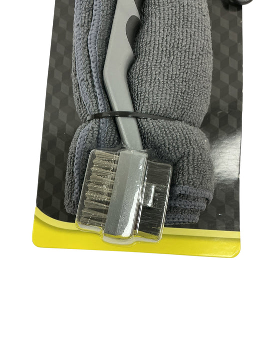 Set de toalla de microfibra y cepillo (ATHLETIC WORKS)