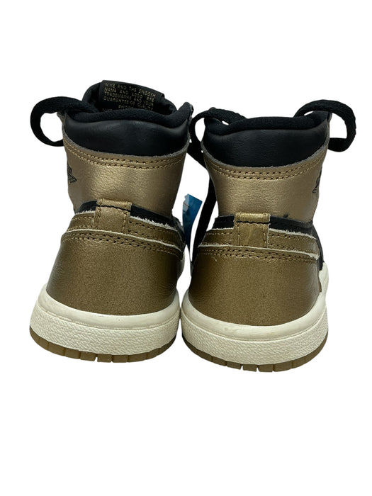 Tenis para niño 10C (JORDAN)