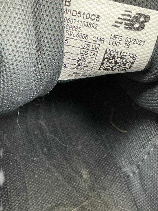 Tenis 8 (NEW BALANCE)