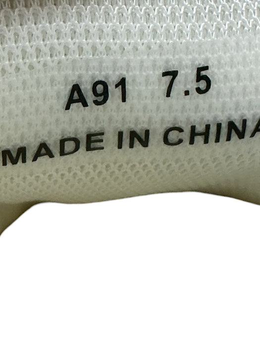 Tenis 7.5