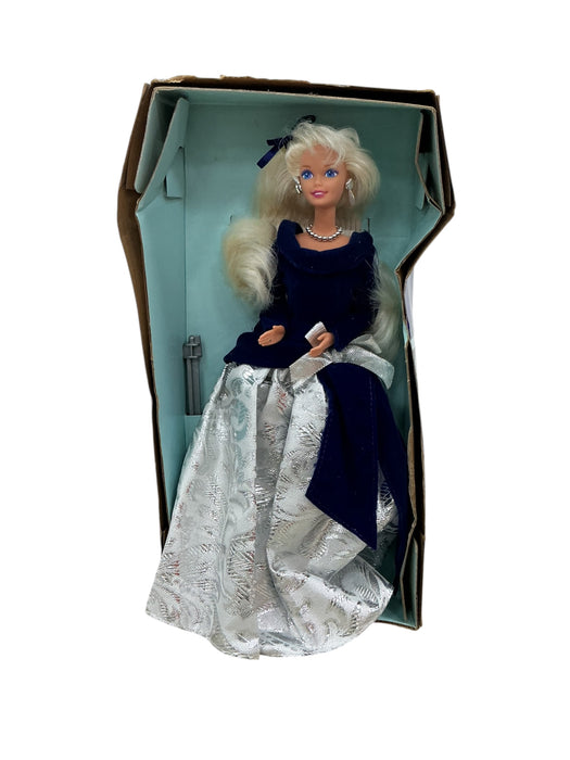 Winter Velvet Barbie (MATTEL)