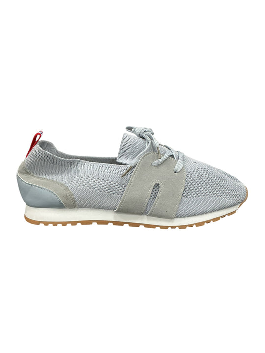 Tenis