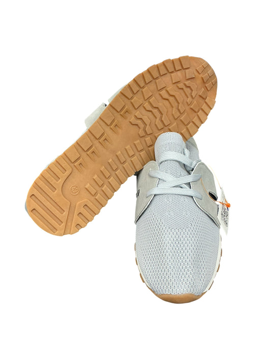 Tenis