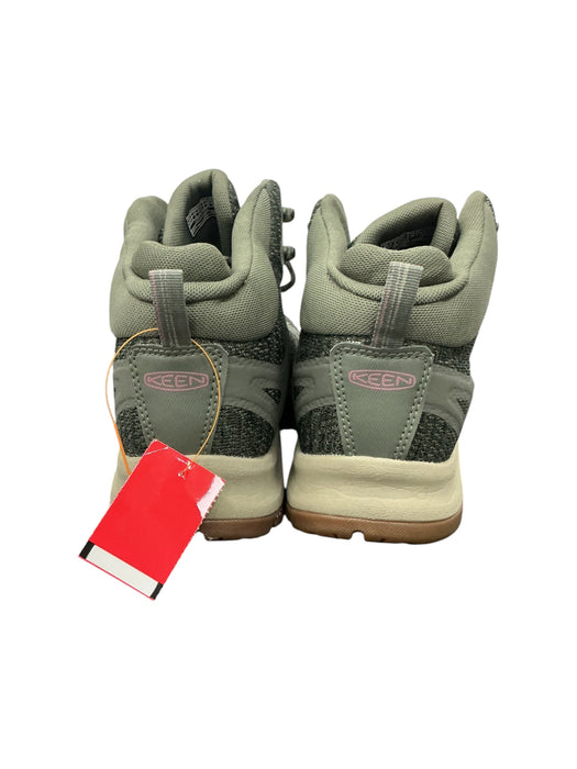 Bota 9 (KEEN)