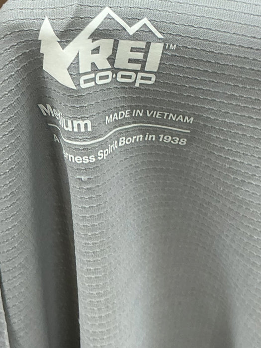 Playera M (REI)