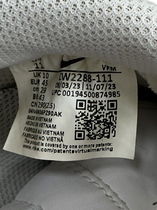Tenis 11 (NIKE)