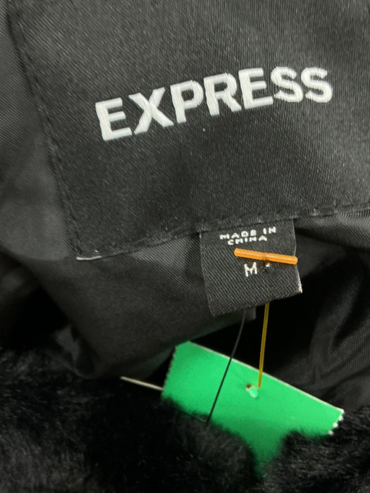 Chumpa M (EXPRESS)