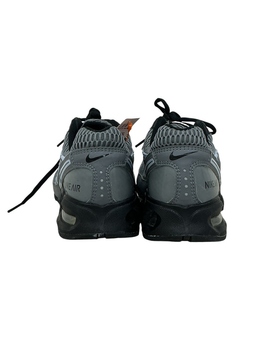 Tenis 8.5 (NIKE)