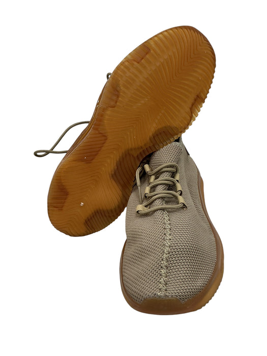 Tenis