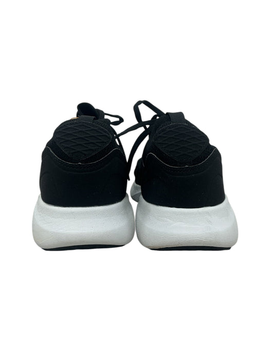 Tenis