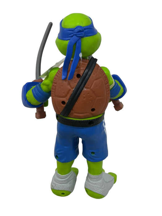 Leonardo (PLAYMATES)