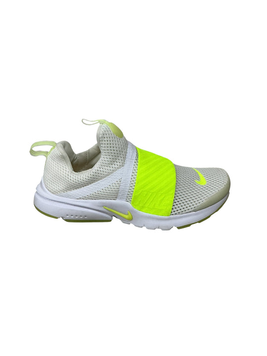 Tenis 4Y (NIKE)