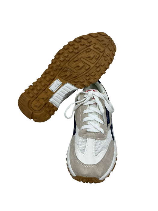 Tenis