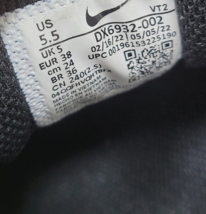 Tenis 5.5 (NIKE)