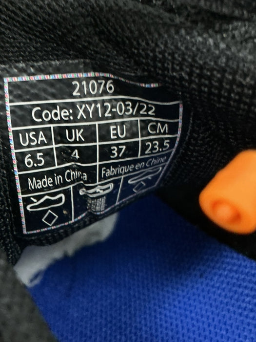 Tenis 6.5 (SHOES CREWS)