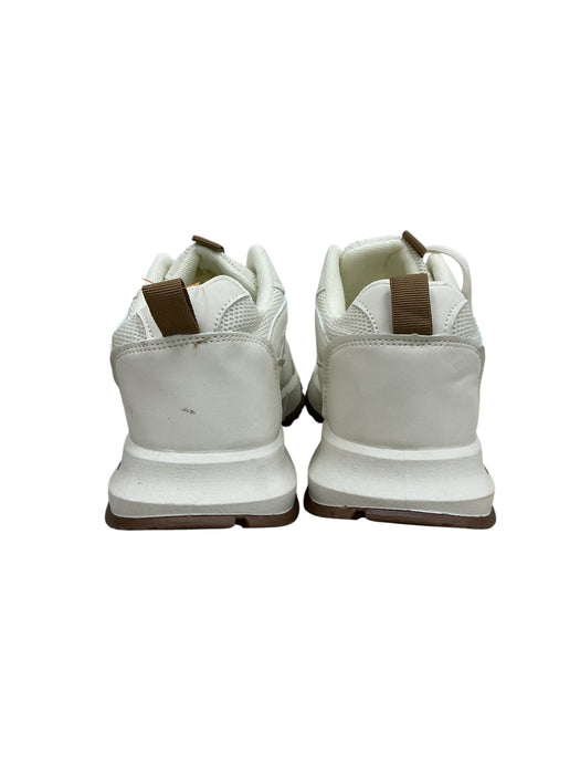 Tenis