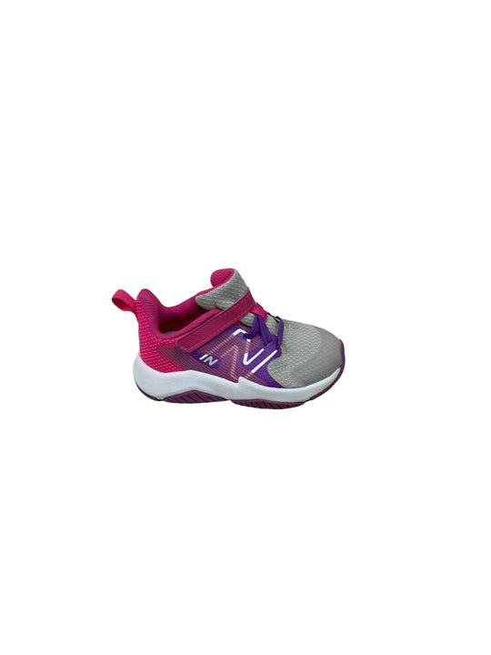 Tenis para niñ@ 7 (NEW BALANCE)