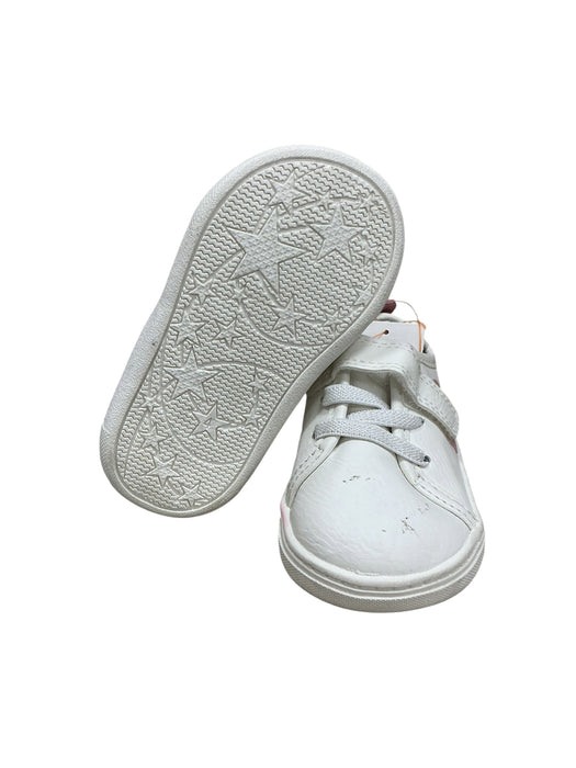 Tenis para bebé 3 (CARTER'S)