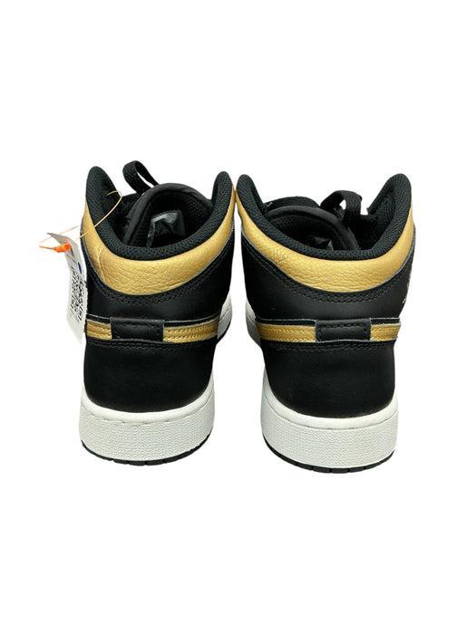 Tenis 5.5Y (JORDAN)