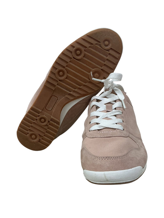 Tenis 8.5