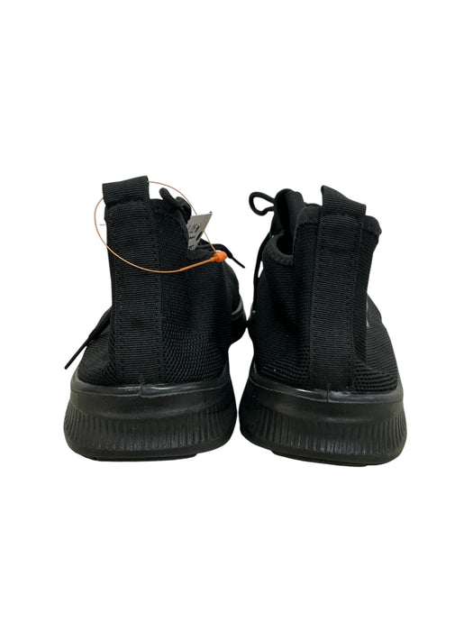Tenis