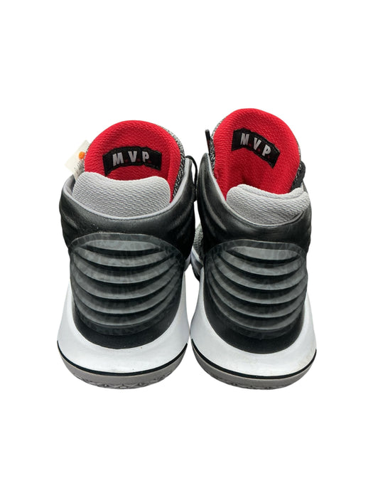 Tenis 11.5 (JORDAN)