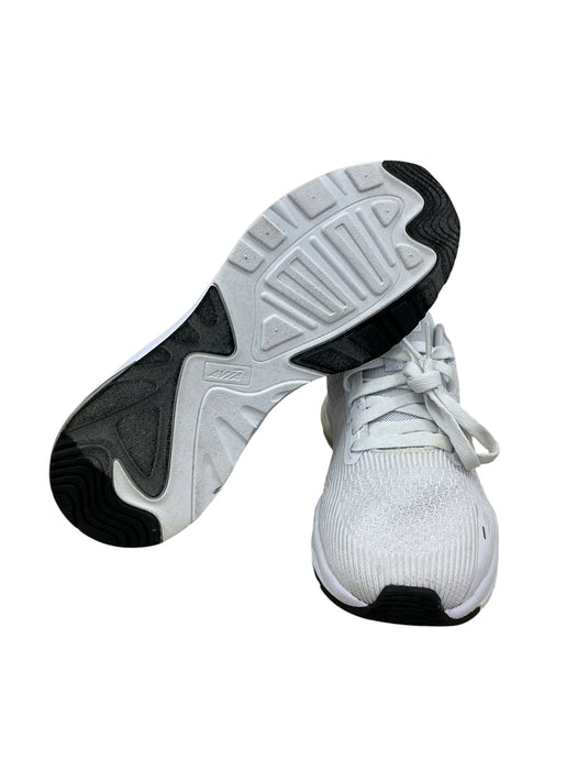 Tenis 8.5