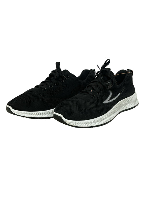 Tenis