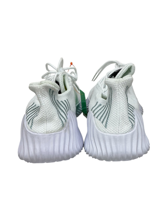Tenis