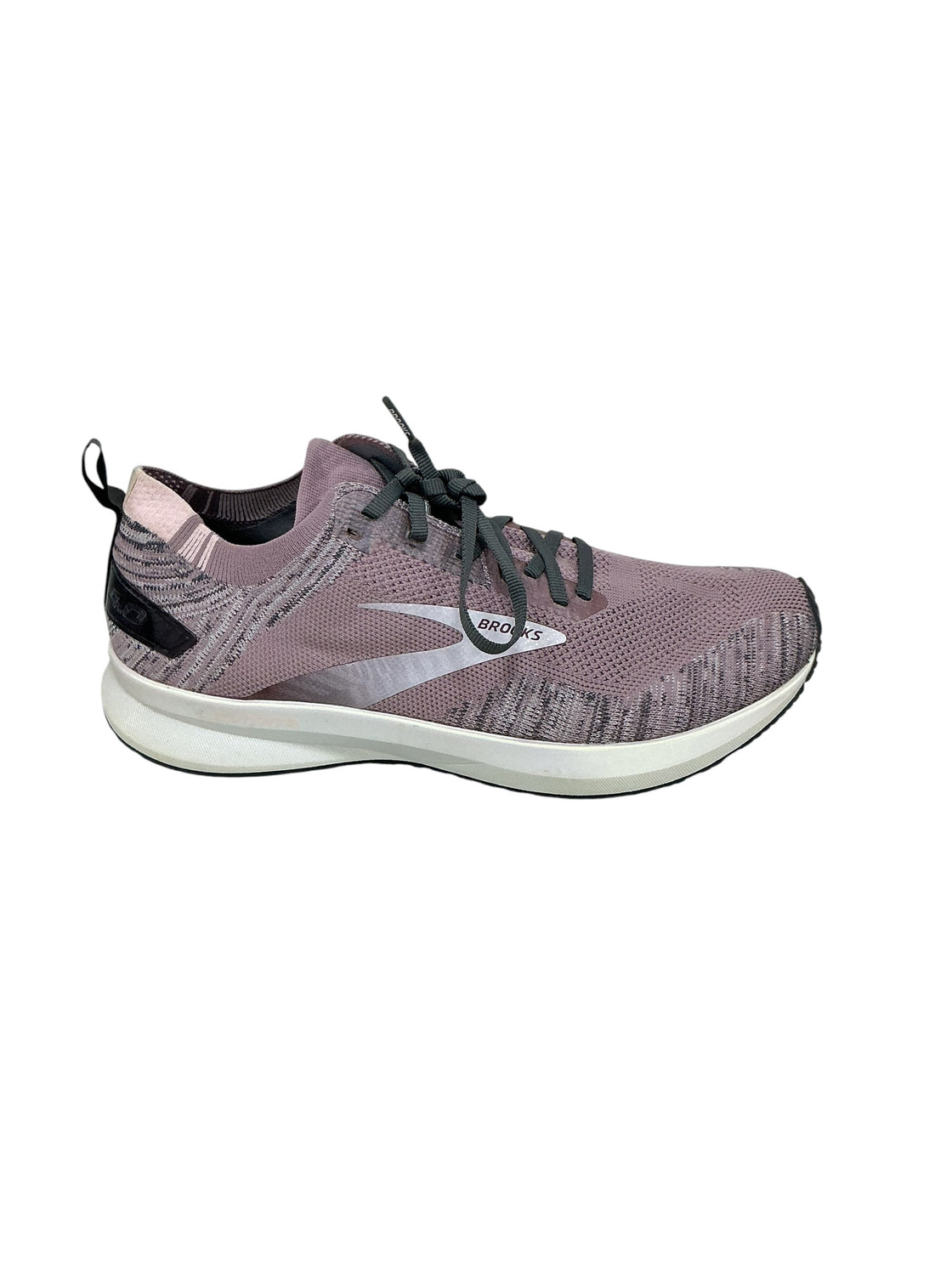 Tenis 11 (BROOKS)