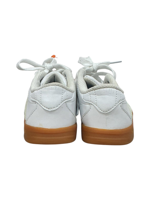 Tenis 10C para niño (K-SWISS)